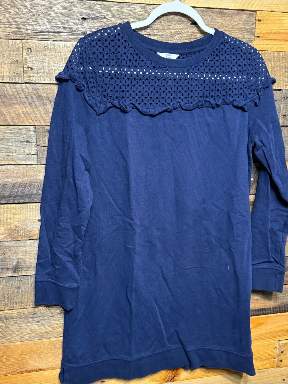 Crown & Ivy Womens Medium Blue Eyelet Ruffle Sweatshirt Dress Cotton Long Sleeve